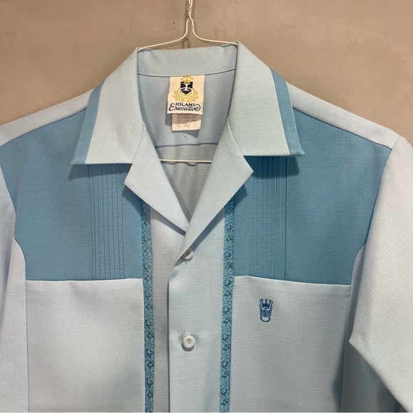 1970s Blue Hawaiian Resort shirt by IOLANI, made in Hawaii, Executive short - Picture 2 of 12